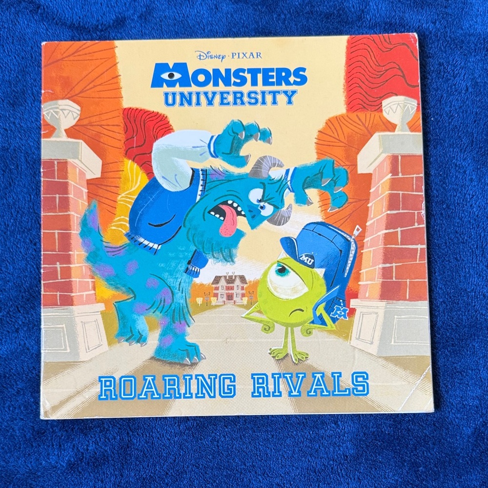 Disney Monsters University Roaring Rivals Puzzle - Blue and Green